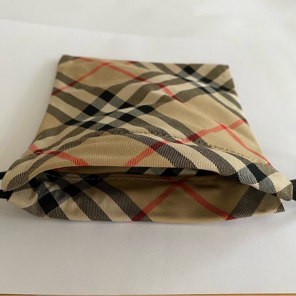 Brand New Burberry Nova Check Print Plaid Drawstring Travel Pouch Makeup Bag - Picture 4 of 8